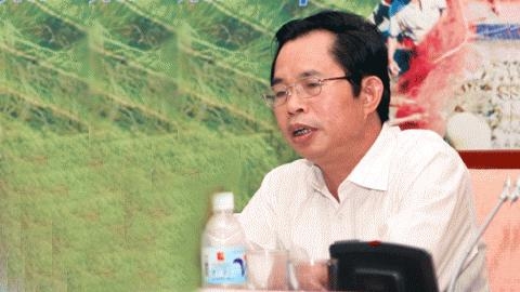 Chủ tịch Hà Giang thừa nhận có ảnh nóng
