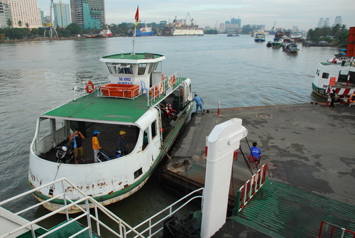 Phà Thủ Thiêm nói lời chia tay