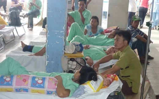 'Muốn nhanh thì mổ dịch vụ!'