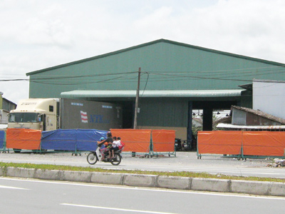 Thương lái Trung Quốc ồ ạt gom nguyên liệu - (Kỳ 3)