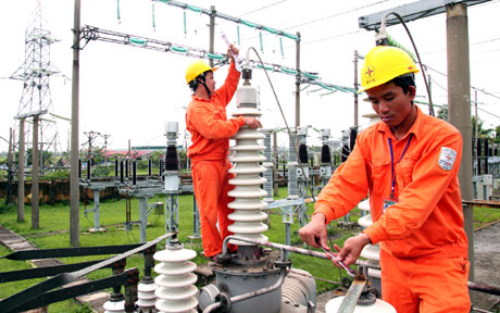 EVN giấu nhẹm việc tăng giá điện và chuyện lobby