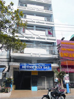 Trường học thiếu sân chơi