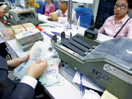 Kẻ ăn không hết...