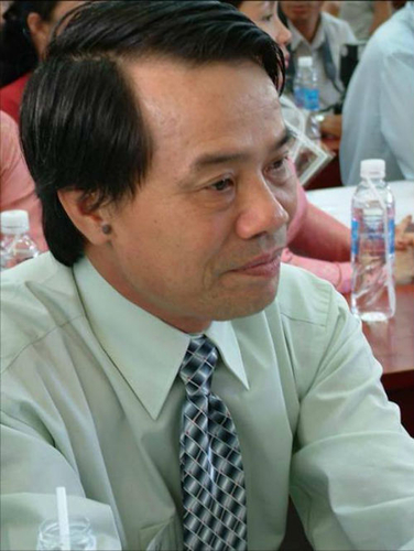 Khỏa thân, uốn éo... được "tuyển vợ": Xúc phạm phụ nữ Việt!