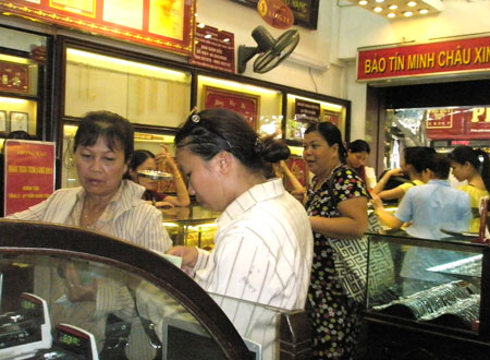 Vàng vượt 50 triệu đồng/lượng: Chuyện nhỏ!