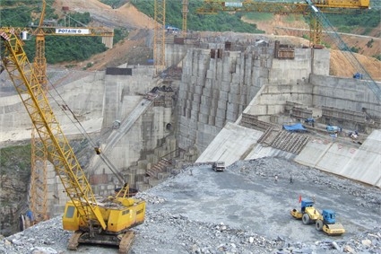 Đầu tư công: Cắt giảm + tối kiến = kém hiệu quả