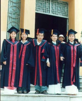 Chiến lược tiến sĩ Hà Nội: Đừng tuyệt đối hóa bằng cấp