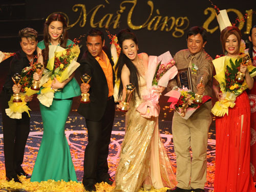 Mong showbiz Việt sạch sẽ hơn