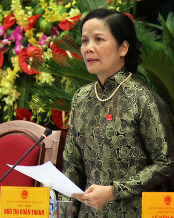 '10 năm mới xây được một trường mầm non'