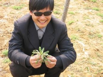 Trung Quốc ngăn chặn thô bạo ký giả nước ngoài gần nhà luật sư Trần Quang Thành