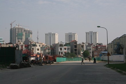 Ngân hàng kích cầu, doanh nghiệp lo “bom nợ”