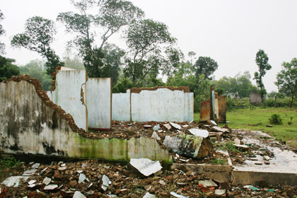 ĐẤT NỔI GIẬN - BÀI 4