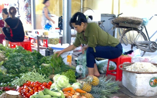 Vì sao rau an toàn bị “hắt hủi” ở chợ dân sinh?