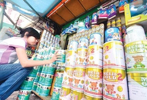 Lừa đảo và tăng giá: Rủ nhau tẩy chay sữa ngoại