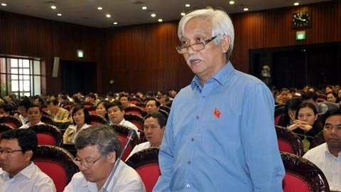 Tranh luận nảy lửa Luật biểu tình