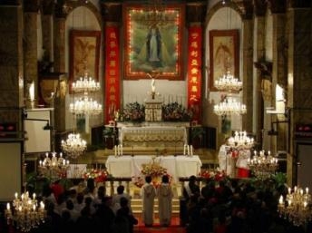 Trung Quốc « gây hấn » với Tòa Thánh Vatican