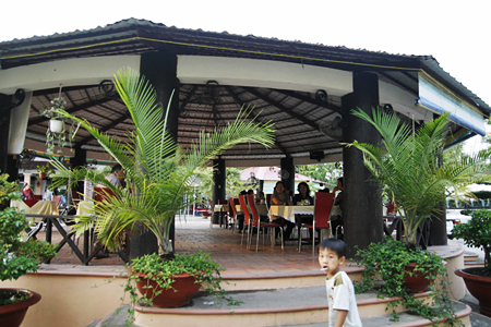 Về Bạc Liêu ngủ nhà Công tử