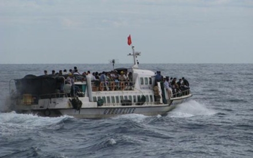 Những con tàu đe dọa mạng sống con người: Coi thường mạng sống trên mỗi chuyến tàu