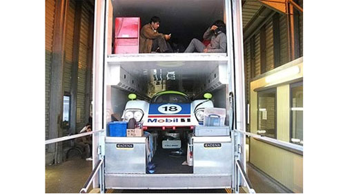 Phá đường dây đưa người Việt nhập cư lậu