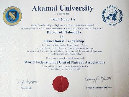 Tiến sĩ: 'Không xưng danh thì ai biết là ai...?'