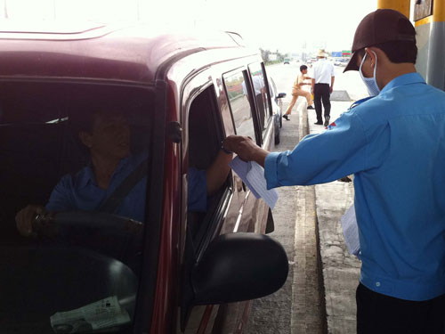 Đường cao tốc: Lợi hay hại?