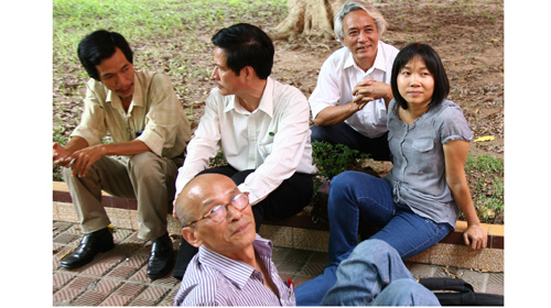 Hơn cả nỗi buồn về sự già cỗi