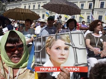 Phương Tây phản đối Ukraina y án tù đối với Timochenko