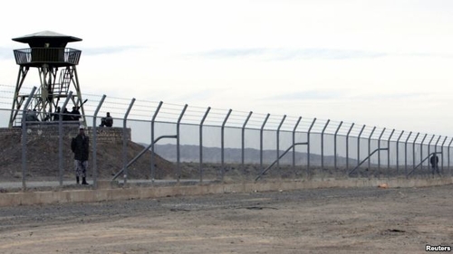 Iran lắp đặt máy ly tâm tiên tiến làm giàu uranium