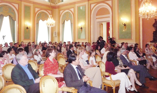 Hy lạp ký sự 2010 - Phần III