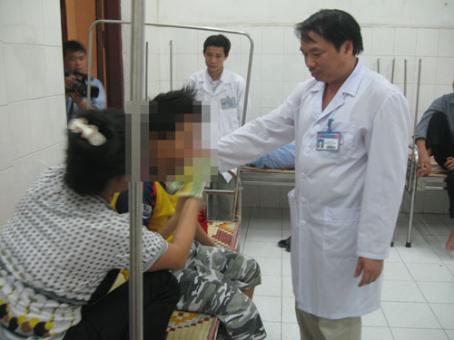 "Em không học được nữa vì đầu nát rồi!"