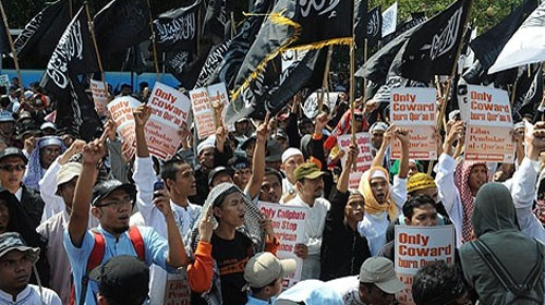 Các nhà lãnh đạo thế giới lên án kế hoạch đốt kinh Koran