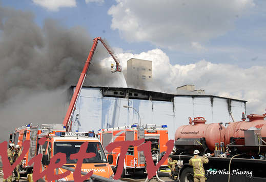 Hỏa hoạn ở Trung tâm thương mại Đồng Xuân, Berlin, nhiều người Việt trắng tay