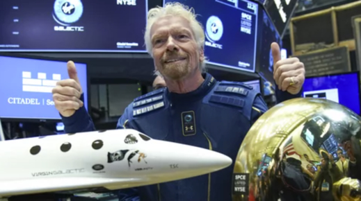 Chuyến bay du lịch có người lái đầu tiên vào vũ trụ