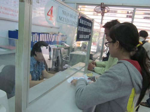 Xét tuyển nguyện vọng 2: Nhiều ngành trắng hồ sơ