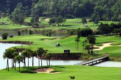 GS Đặng Hùng Võ: Thêm một sân golf là thêm bức xúc cho người dân!