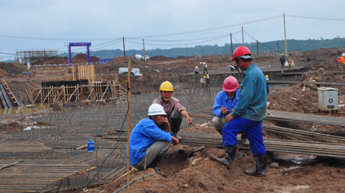 Dự án nhà máy đạm Cà Mau:  Hơn 1.000 lao động Trung Quốc làm việc không phép