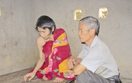 Ấn tượng trong tuần: Dinh cơ cựu chủ tịch tỉnh và chuyện 'hoa hồng'