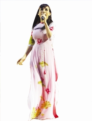 Hội quý bà mê “sao” nhạc sến