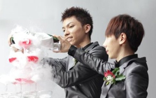 Cần xem xét công nhận hôn nhân đồng giới