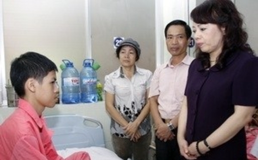 Nhạy cảm chính trị là tấm lòng thực sự vì dân