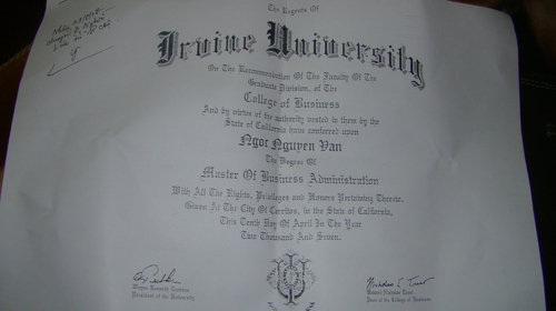 Trường dỏm - trường giả