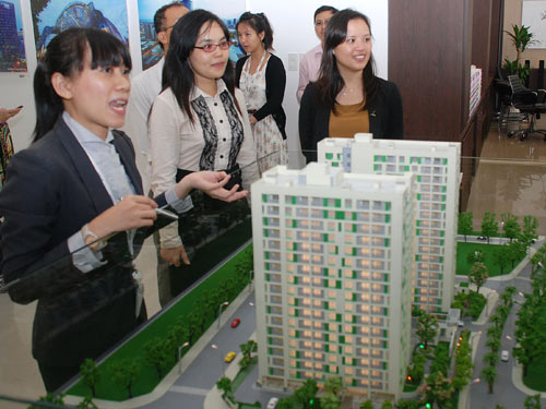 Loạn căn hộ penthouse