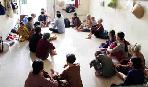 Nước mắt tuổi xế chiều