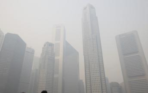 Khói mù: Jakarta trách Singapore phản ứng như "trẻ con"