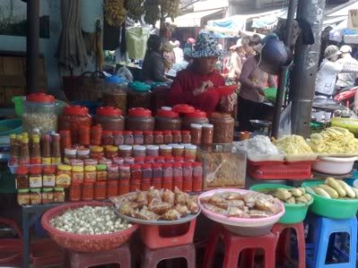 Món ngon xứ Quảng ở Sài Gòn