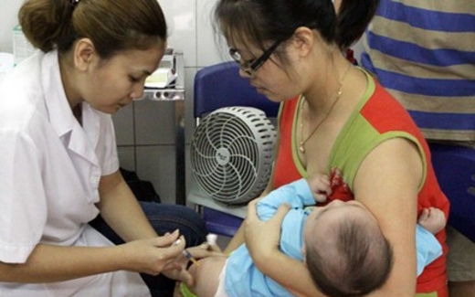 Hội chứng sợ tiêm chủng lan sang cán bộ y tế