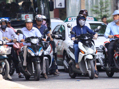 Điên đầu vì thuế, phí