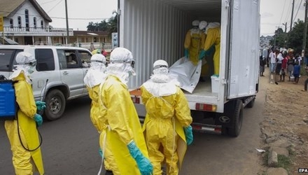 Dịch Ebola đe dọa sự tồn vong của quốc gia Liberia