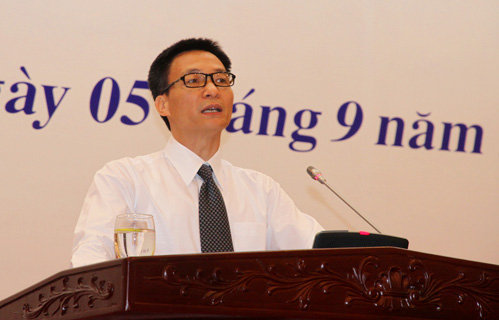 Bộ Tài chính trần tình về thuế, phí
