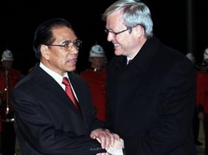 Tổng Bí thư Nông Đức Mạnh  thăm chính thức Australia